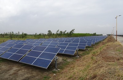 parque-paneles-solares